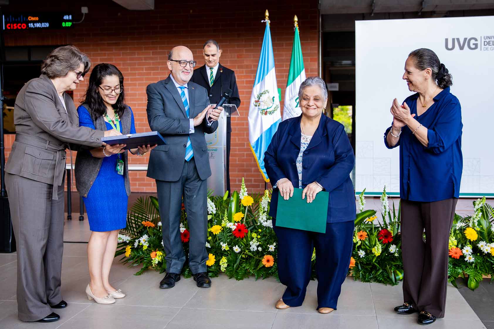 Reconocimiento a docentes de excelencia en UVG