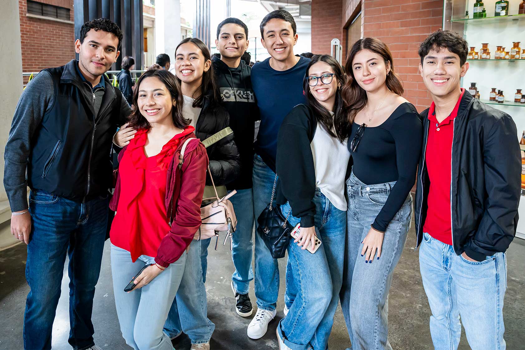 Inicio de clases 2025: ¡Damos la bienvenida a nuestros estudiantes!