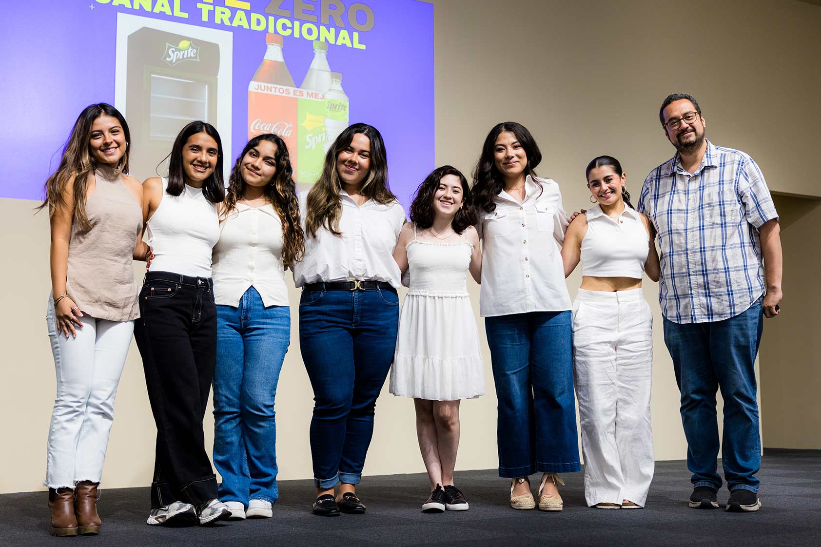 Marketing Week 2025: estudiantes se conectaron con el mundo del mercadeo, los datos y la creatividad