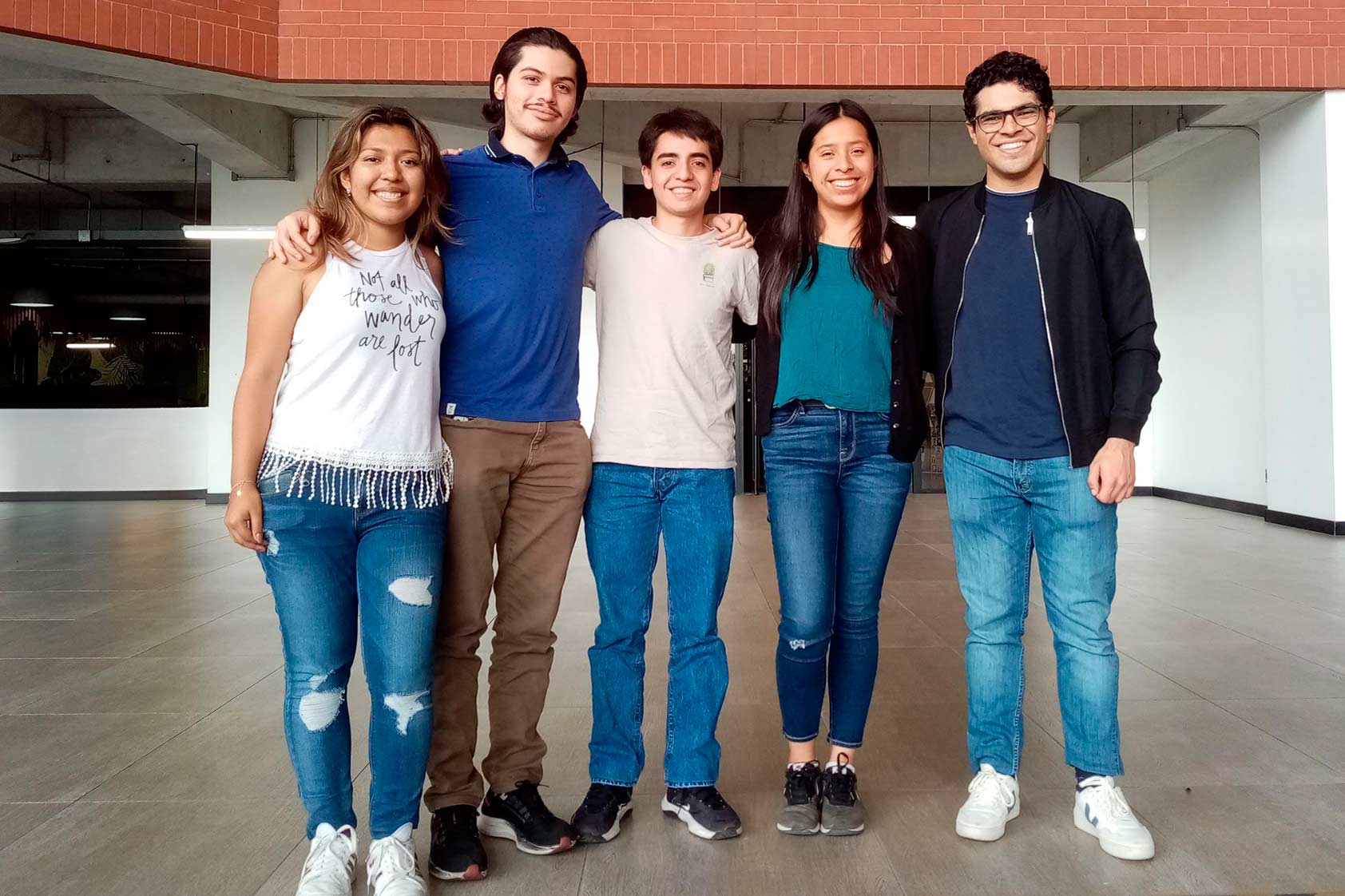 Estudiantes de Ingeniería Mecatrónica buscan llevar sus cohetes hidropropulsados al Hidrochallenge en México