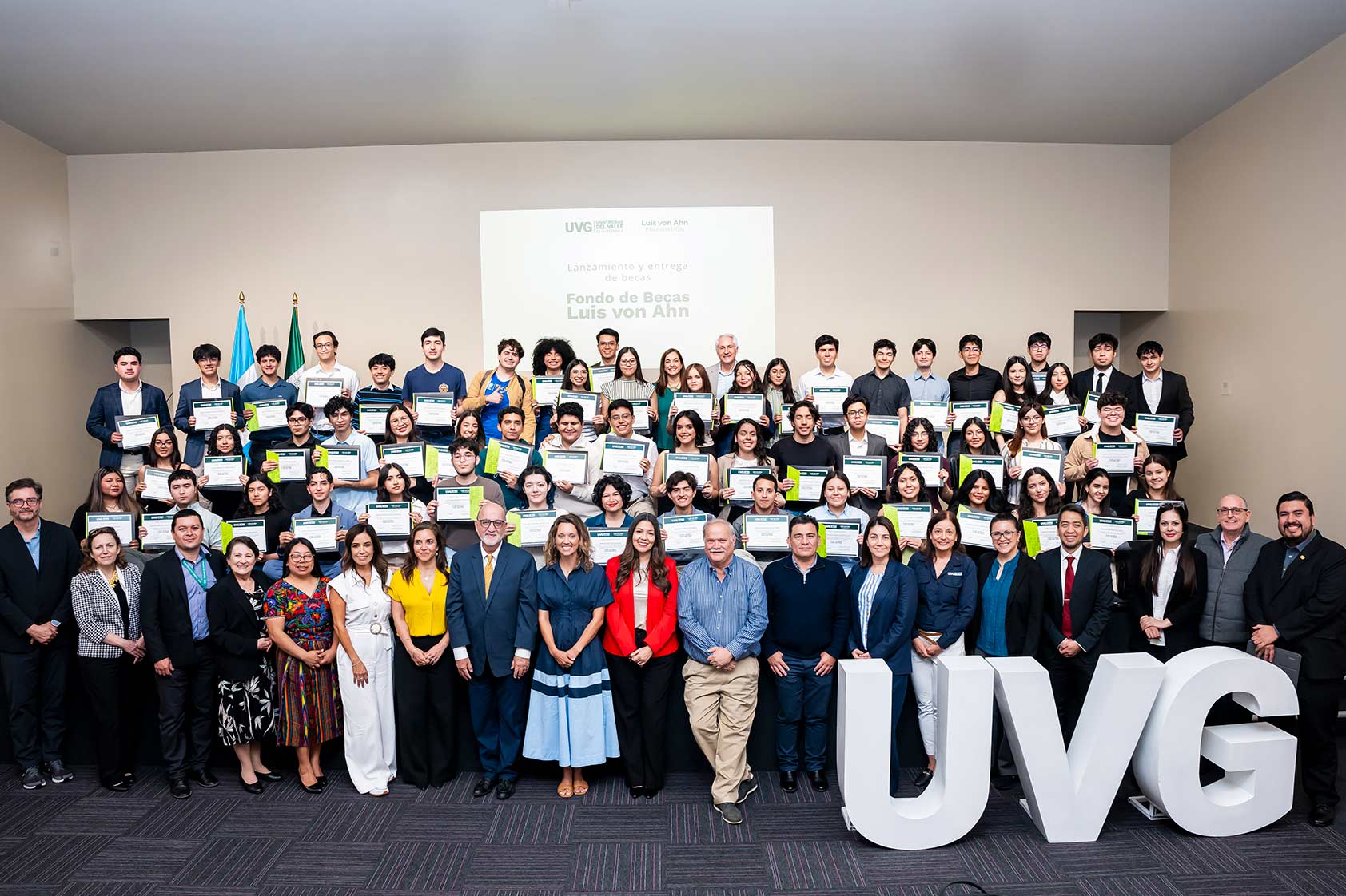 Fundación Luis von Ahn impulsa el talento de UVG con la entrega de becas a 79 estudiantes