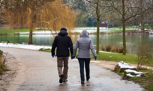 GetFitAnyAge_600 Couple holding hand and walking