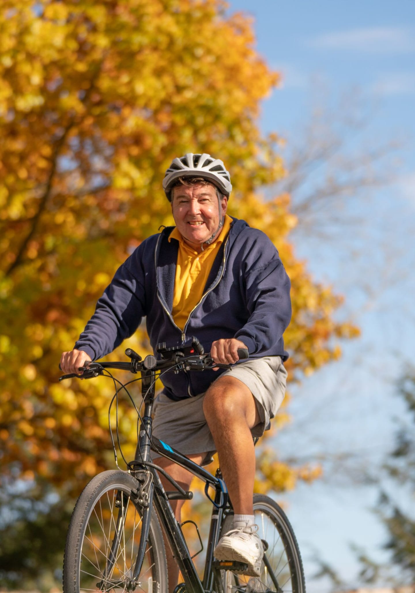 Knee replacement surgery let Greg get back to riding his bicycle