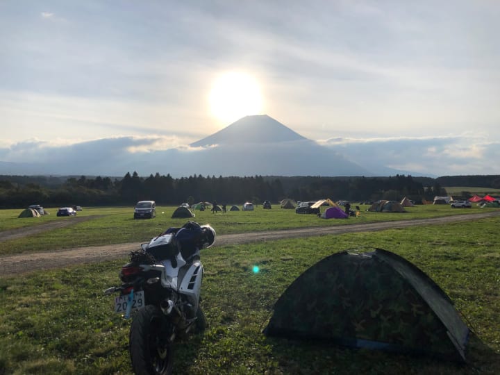 静岡県のツーリングスポット ふもとっぱらキャンプ場