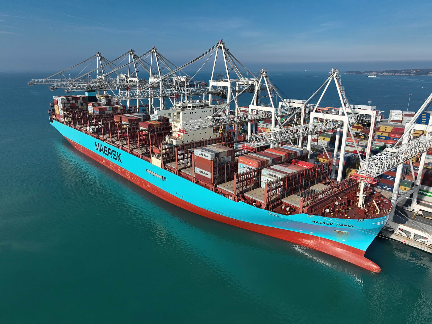 IMO: 9784295 Name: MAERSK HANOI General vessel type: Cargo - Hazard A (Major) Detailed vessel type: Container Ship Navigational Status: Acti