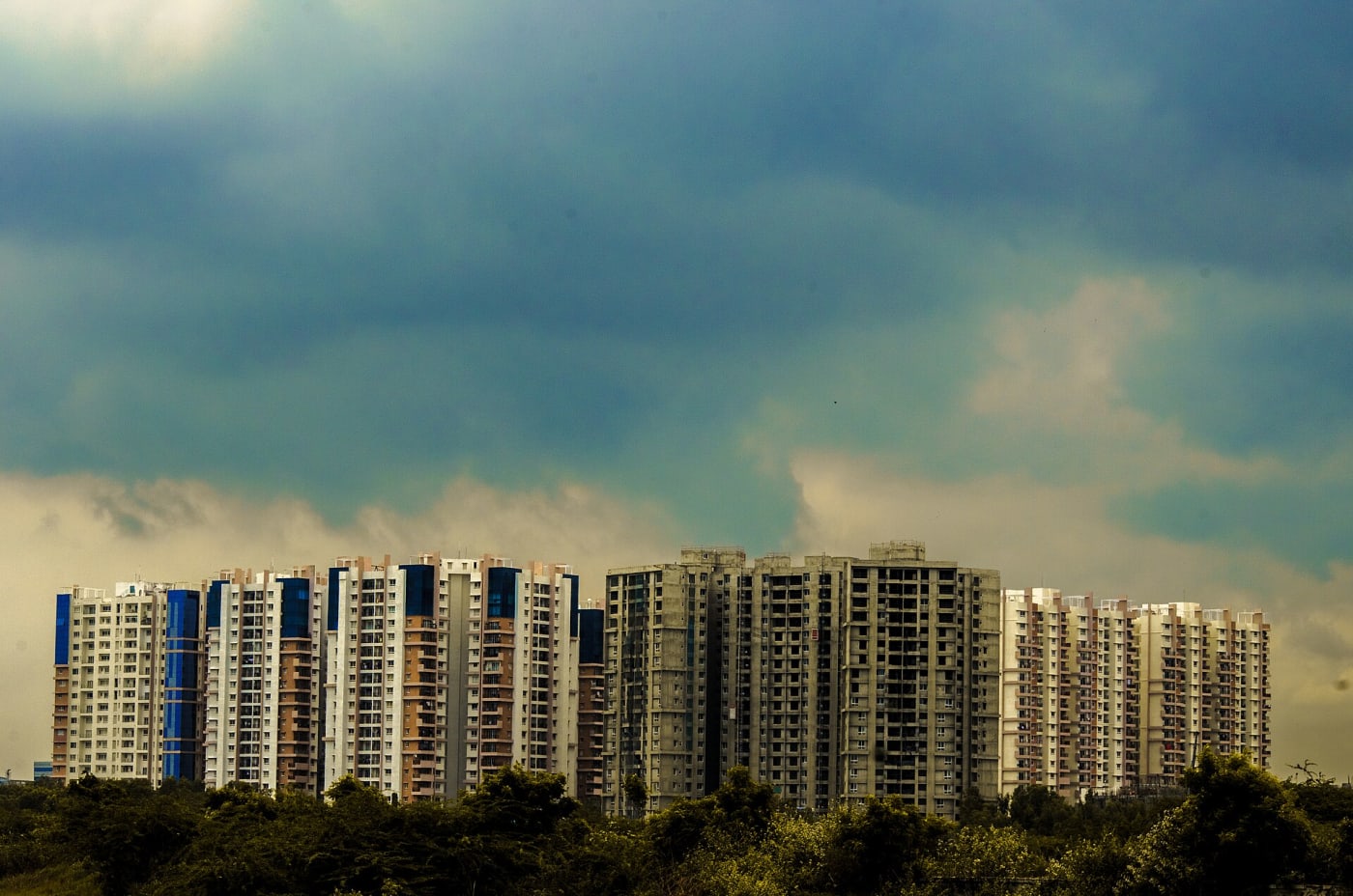 A picture clicked by me from AMET university which is in ECR , a view of an apartment in OMR
