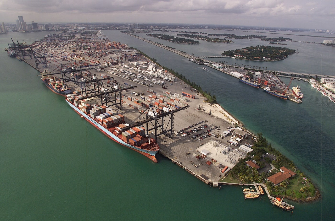 Photo is of Miami container port (NOT Long Beach, CA). Original description by CBP: "Checking cargo coming into the U.S. by ship requires go