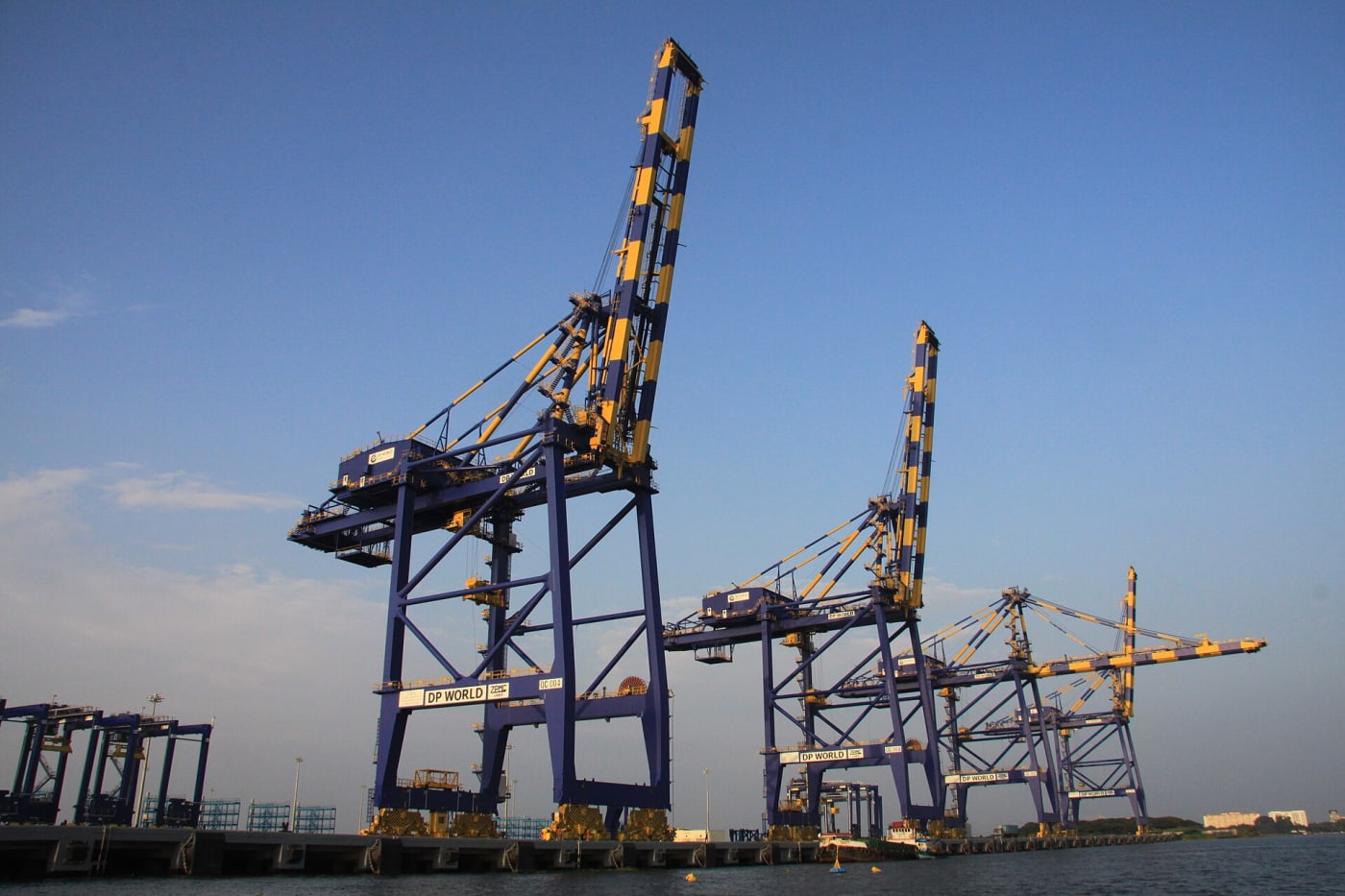 A crane at the Vallarpadam Terminal
