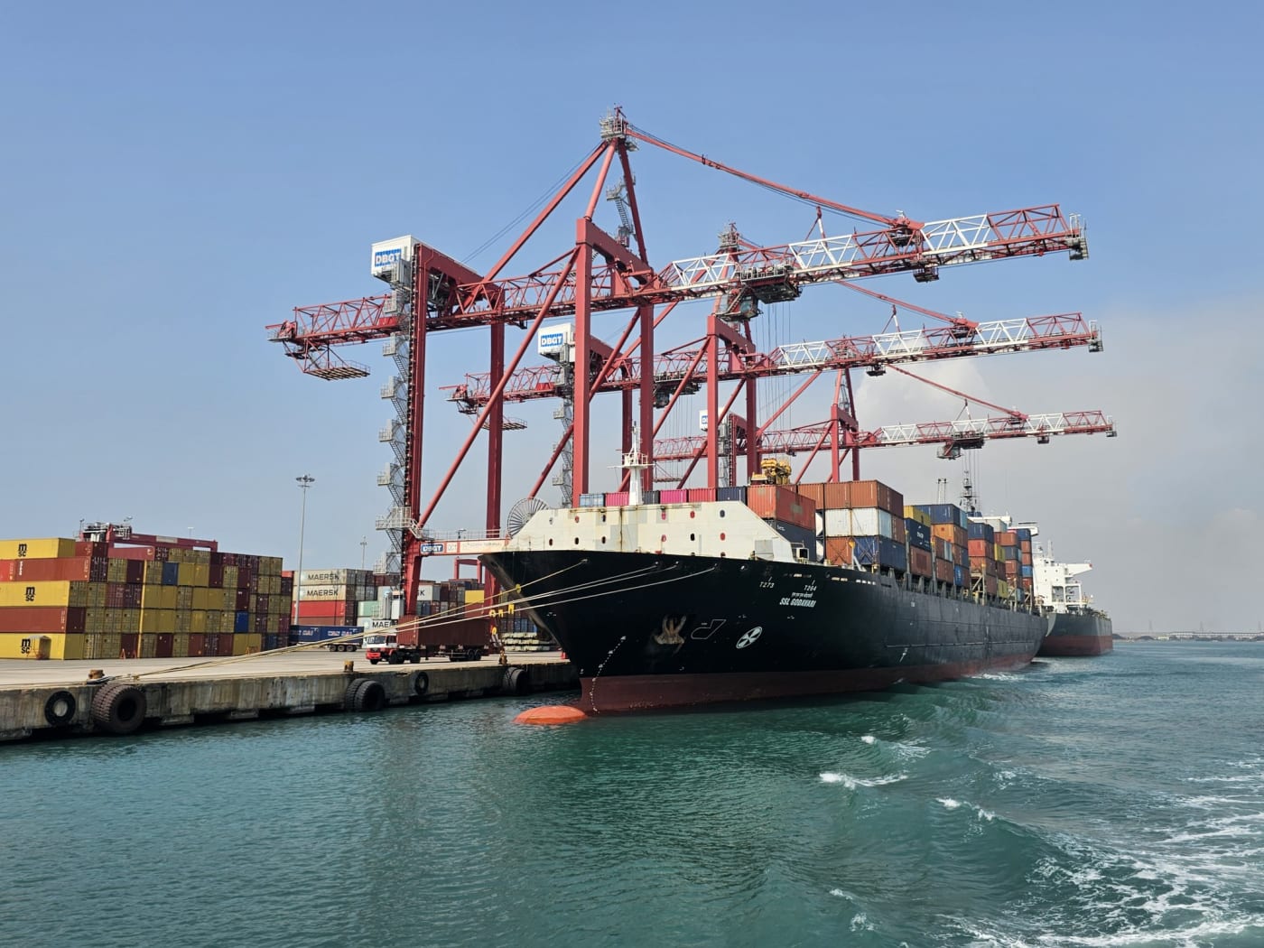 A container ship at the Dakshin Bharat Gateway Terminal, V.O. Chidambaranar Port, Thoothukudi.
