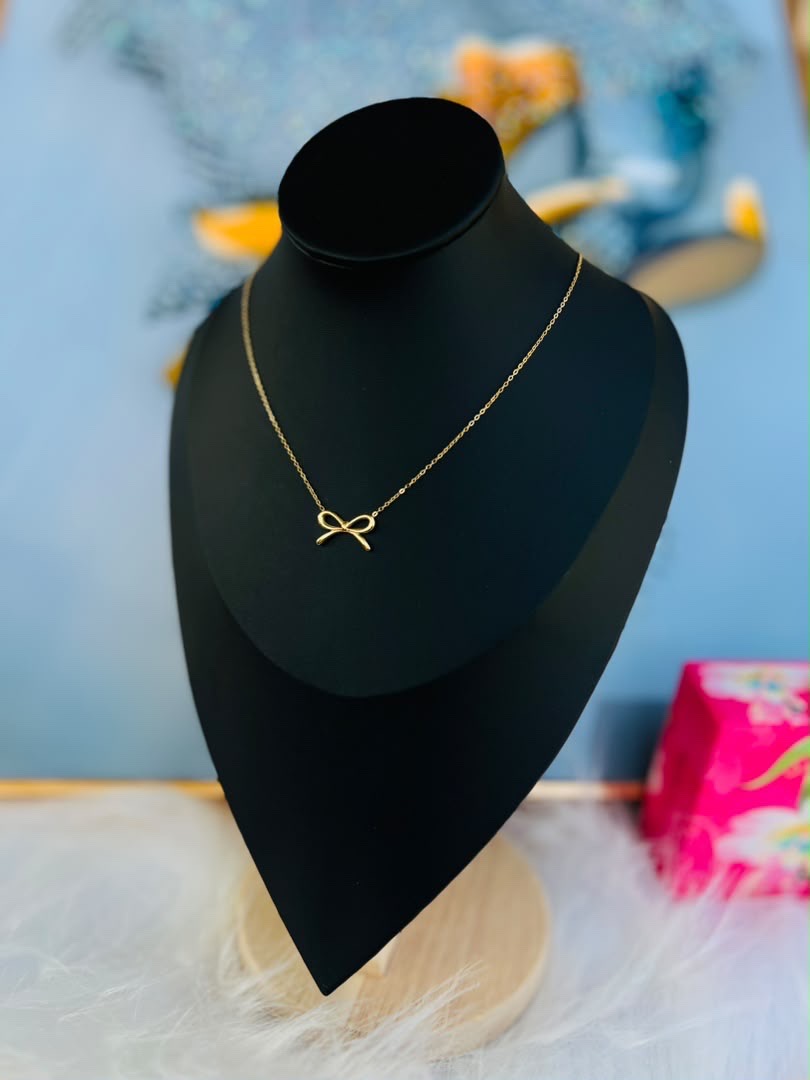 bow tie necklace
