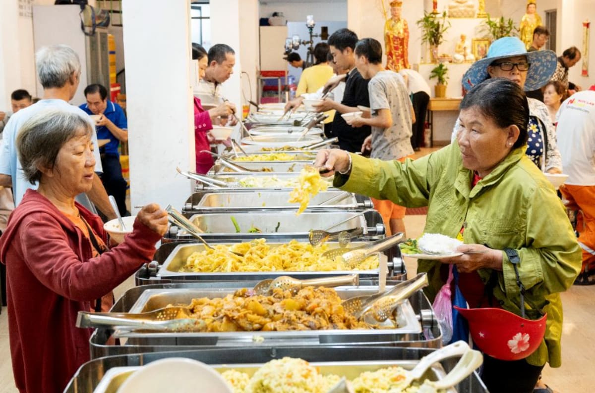 Bếp chay thiện nguyện Mãn Tự: Nơi gieo mầm nghĩa tình và sự tử tế giữa lòng Sài Gòn