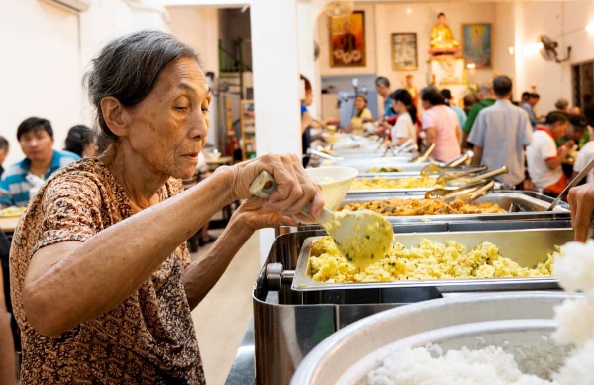 Những bóng dáng lặng thầm nuôi dưỡng tử tế giữa lòng Sài Gòn