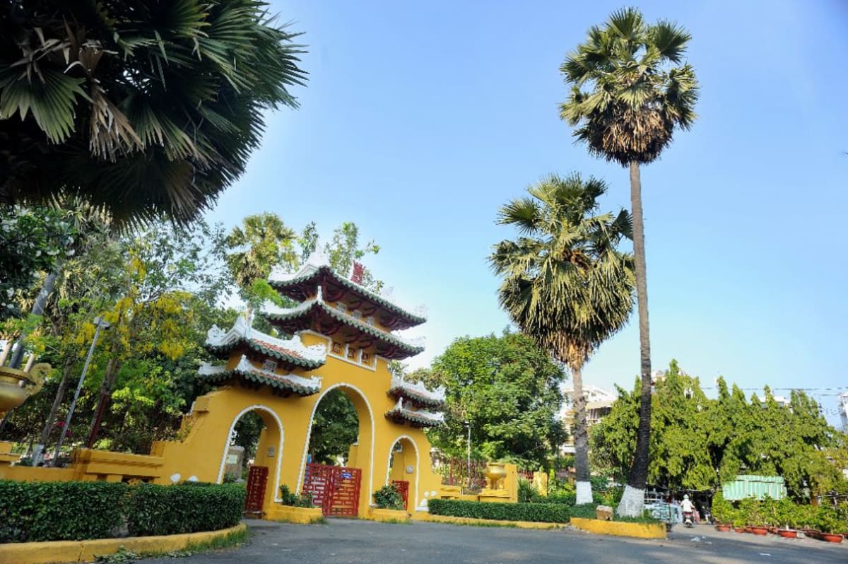 Lăng Ông Bà Chiểu: Chứng nhân trăm năm của đất Gia Định xưa