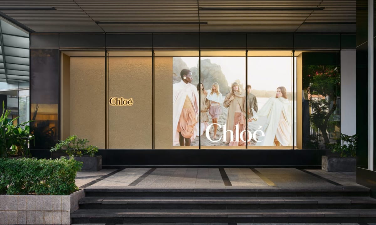 Chloé mang tinh thần nữ tính tự do đến Việt Nam