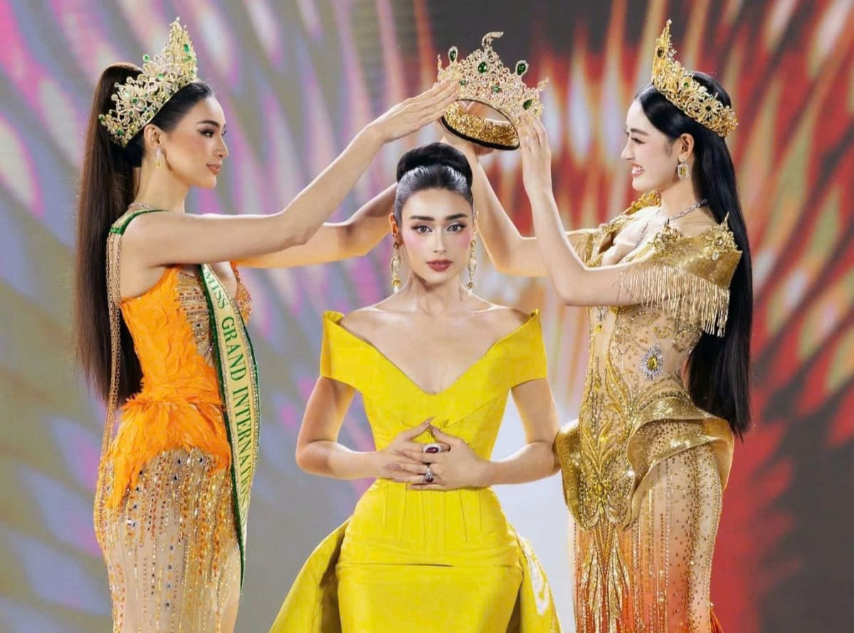 Emoura Phạm đăng quang Miss Grand Vietnam 2026, viết nên lịch sử cho "bông hồng lai"