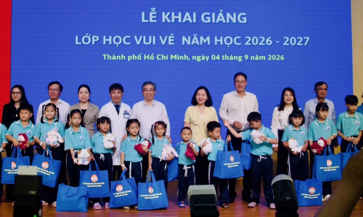 TP.HCM khai giảng hai lớp học đặc biệt đón năm học mới