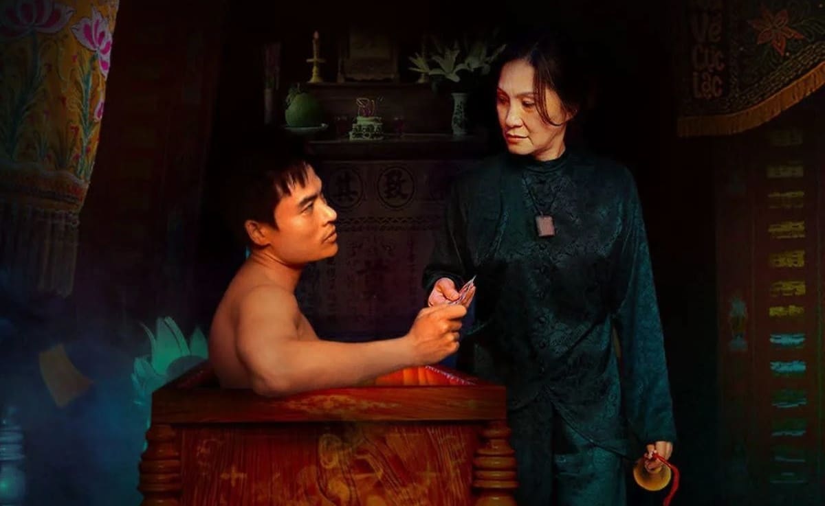 Xem "Lên hương", để thấy cái chết cũng có thể kể bằng sự dịu dàng