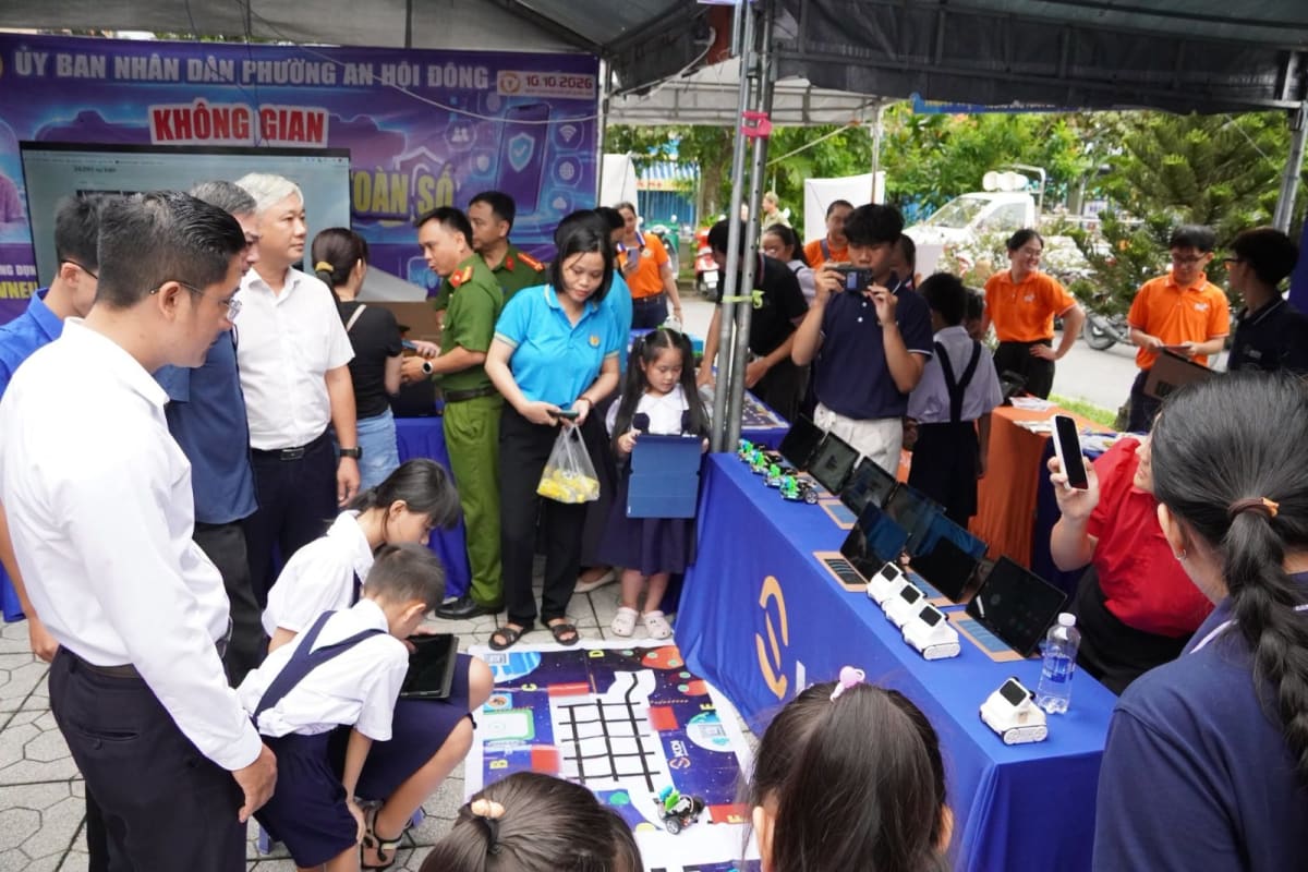 Phường An Hội Đông đưa chuyển đổi số đến từng khu phố, từng gia đình