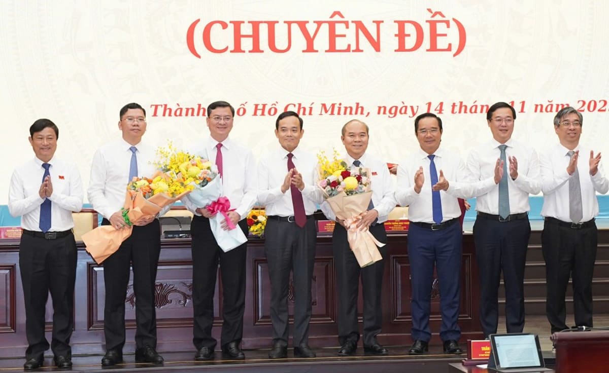 UBND TP.HCM phân công lĩnh vực phụ trách của 7 Phó chủ tịch