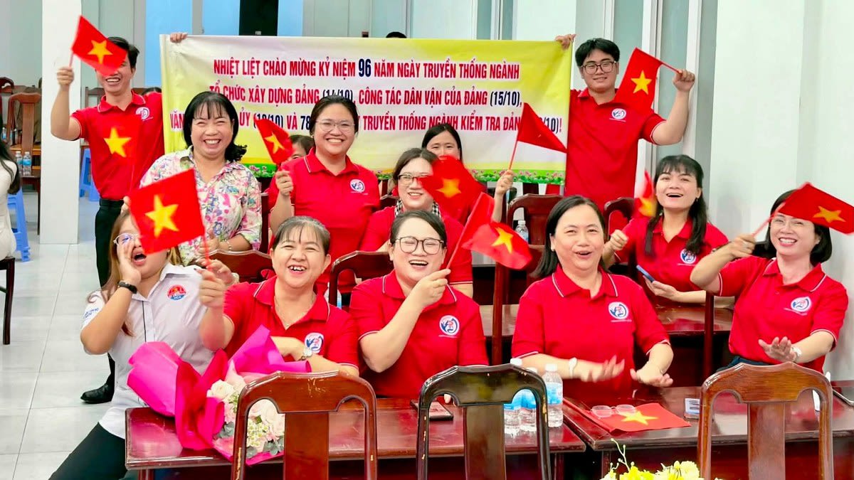 Phường An Phú Đông: 32 đội tranh tài tại Hội thi Karaoke “Giai điệu tự hào”