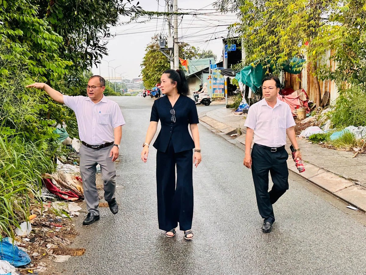 Phường Linh Xuân khảo sát thực tế khu đất Dự án Đại học Quốc gia TP.HCM
