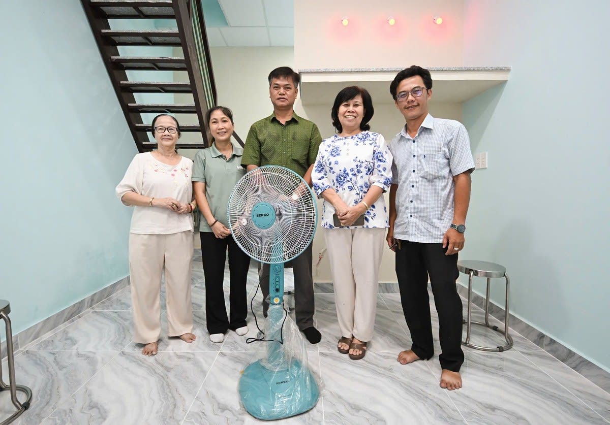 Phú Lâm: Bàn giao nhà “Đại đoàn kết” cho hộ gia đình có hoàn cảnh khó khăn