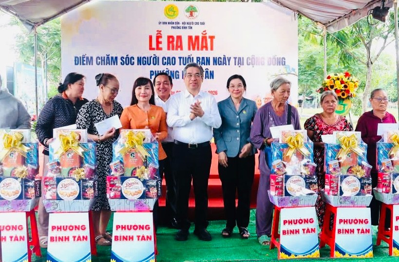 TP.HCM ra mắt điểm chăm sóc người cao tuổi ban ngày tại cộng đồng