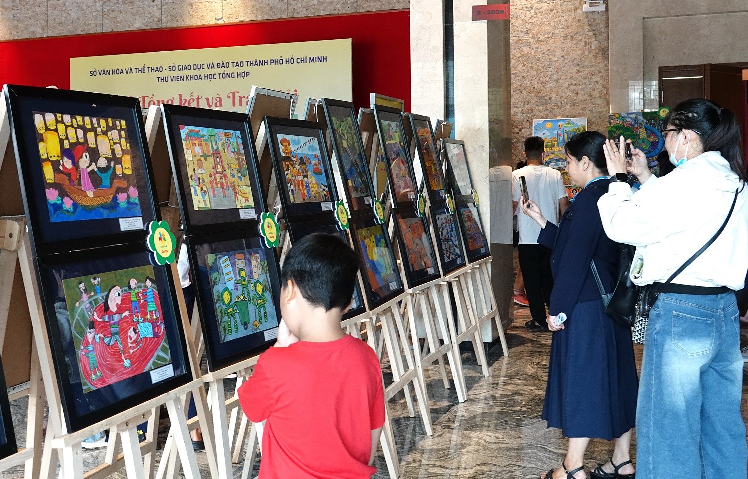TP.HCM: Rực rỡ sắc màu tại Hội thi Nét vẽ xanh lần thứ 29