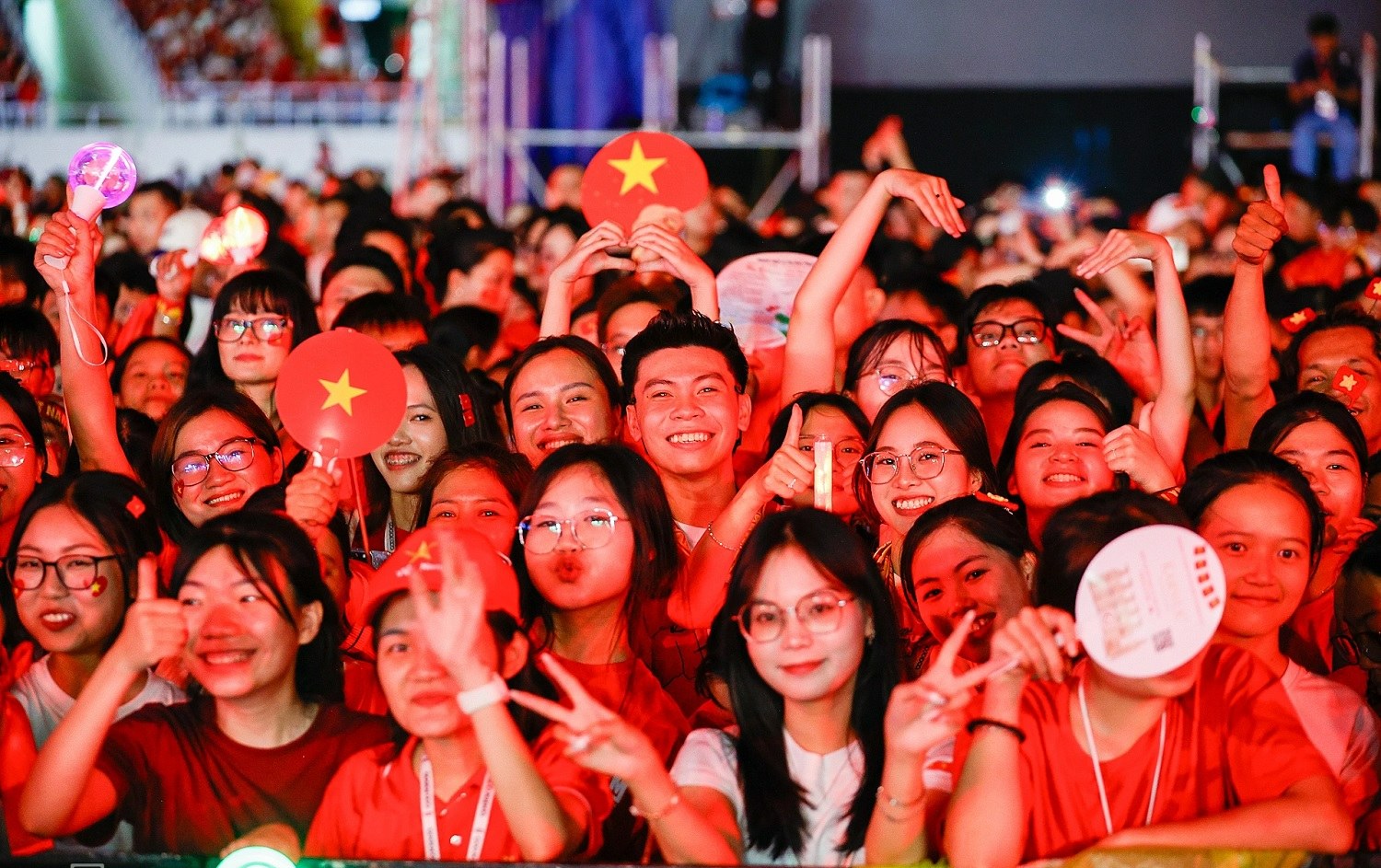 "Tổ quốc trong tim" - Đêm hội âm nhạc chờ đón 40.000 khán giả