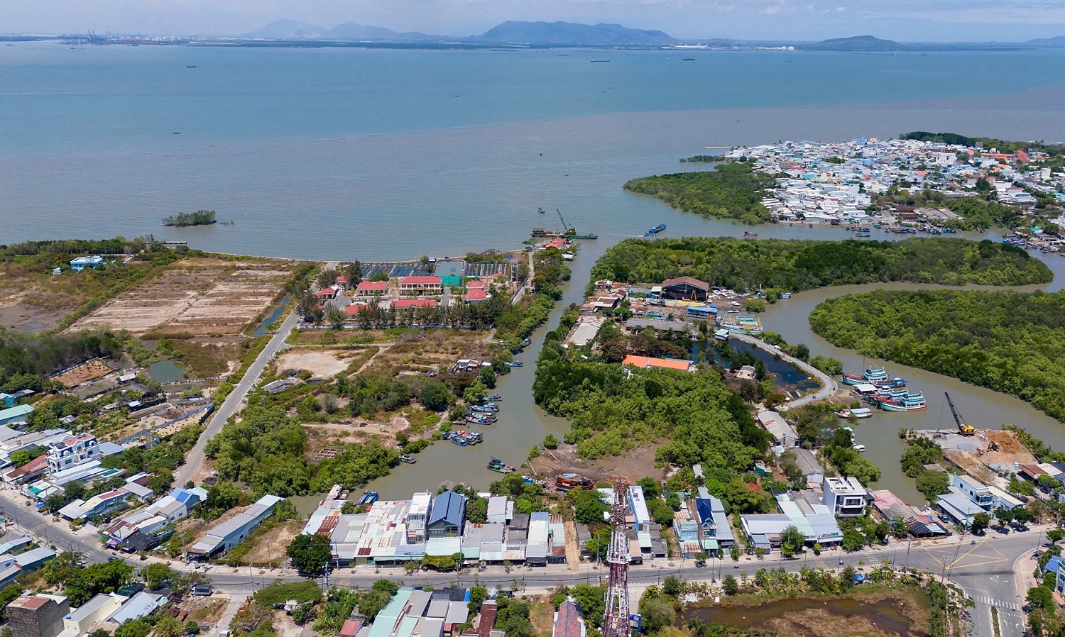 HĐND TP.HCM thông qua chủ trương thành lập thêm 29 phường mới
