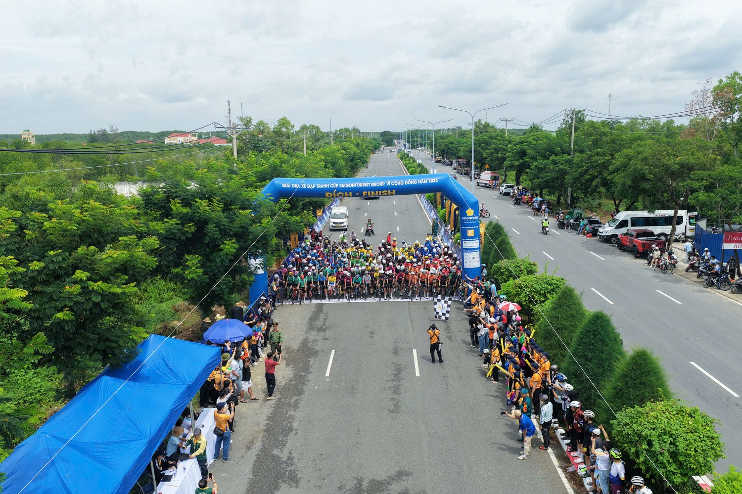 Ngày hội xe đạp Saigontourist Group vì cộng đồng
