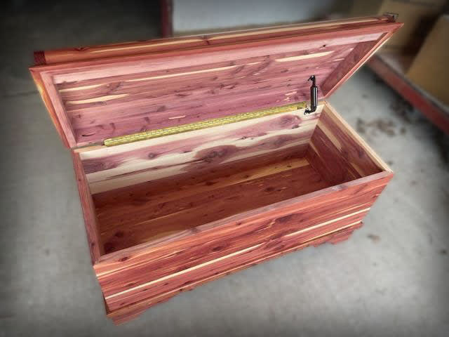 36" Classic 100% Aromatic Red Cedar Chest
