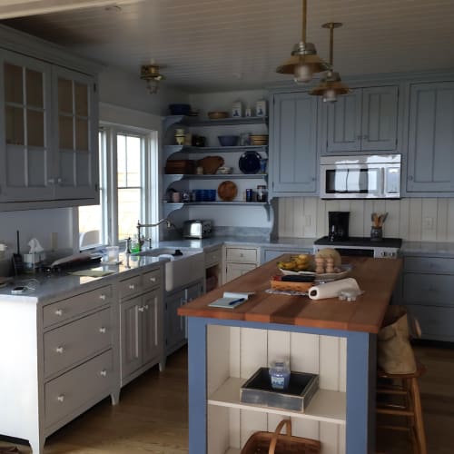 blue kt. Click to open in modal.