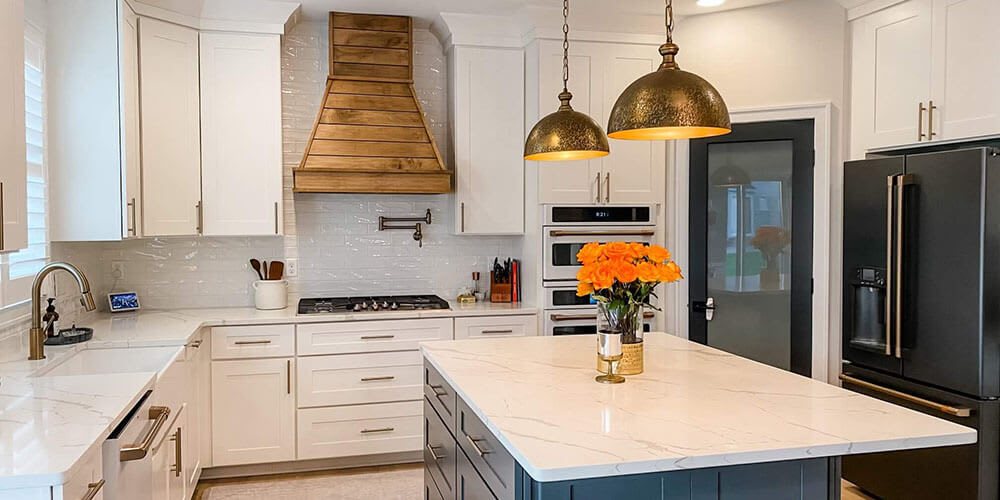 Epicurean Style Wooden Range Hood With Solid Hardwood Corbels and Lower  Trim 