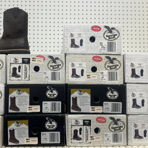 boot display. Click to open in modal.