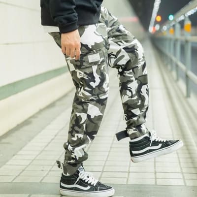 Wholesale Urban Wear: Trendy Men's Clothing at Bulk Prices