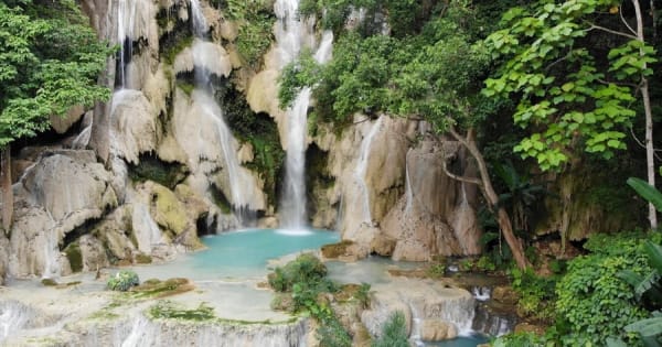 Luang Prabang: cruise naar de Pak Ou-grotten en de Kuang Si-watervallen