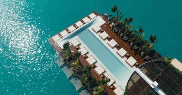 Phuket: YONA Drijvende Beach Club Dag Experience