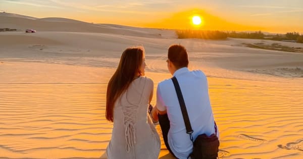 Zandduinen van Mui Ne: 5 uur durende tour bij zonsopgang of zonsondergang per jeep
