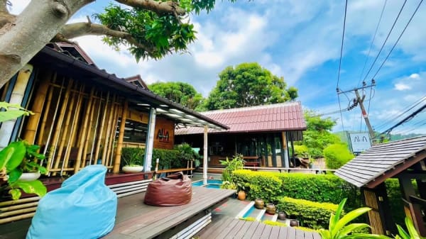 Aha Lanta Cozy Hostel