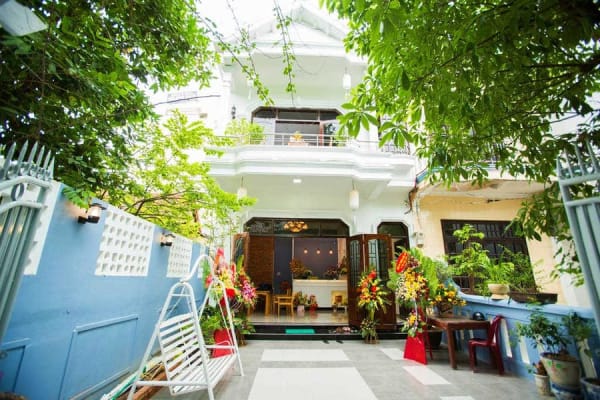 Shark Hostel