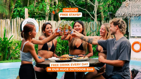 Mad Monkey Hostel Siargao