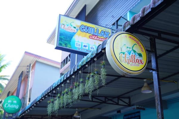 Chillax Khaosok Hostel
