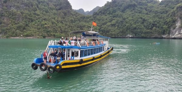 Cat Ba: Lan Ha, HaLong baai hele dag - fietsen, kajakken, lunch