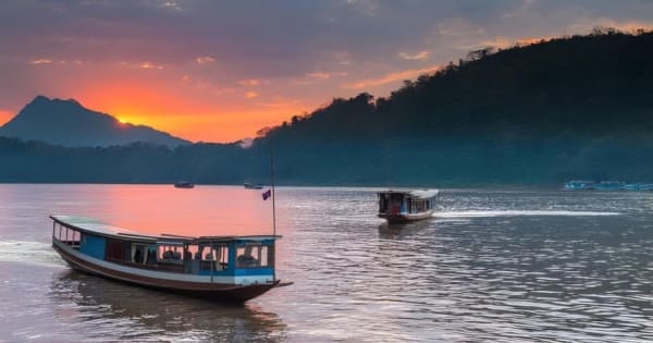Luang Prabang: 2D Transfer naar Huay Xai met Slow Boat