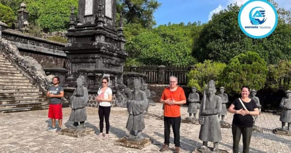 Huế: stadstour van een hele of halve dag: citadel en koninklijk graf