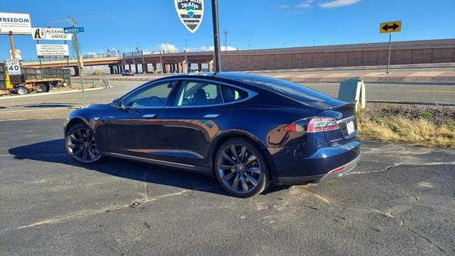 Tesla Model S 2013 price $28,999