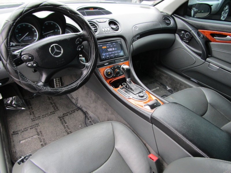 Mercedes-Benz SL-Class 2005 price $14,977