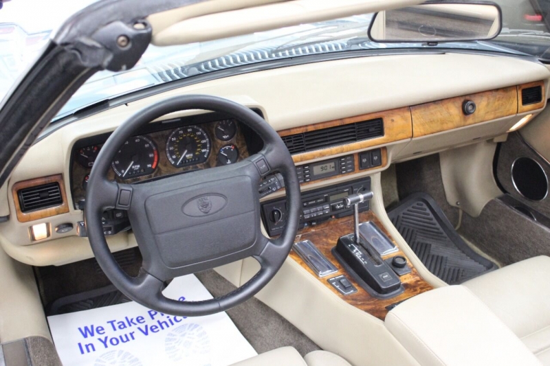 Jaguar XJ-Series 1993 price $10,850