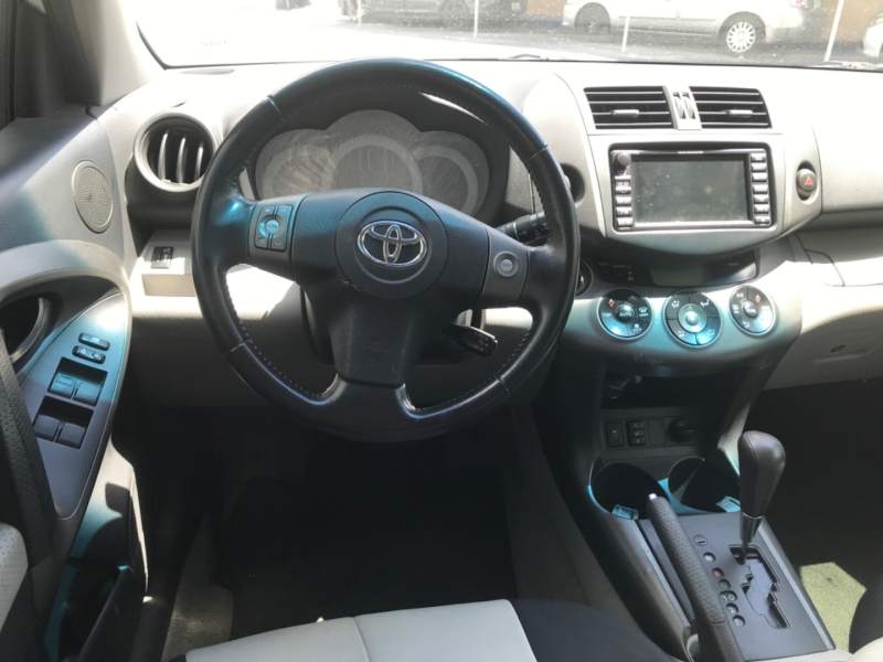 Toyota RAV4 2011 price $9,995